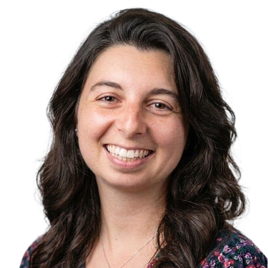 Headshot photo of Leah Givarz